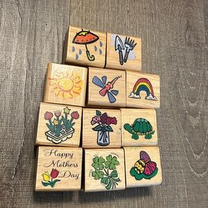 SMALL WOODEN STAMP LOT // NWT// ALWAYS ACCEPTING OFFERS✨✨✨